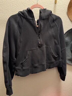 Lululemon Cropped Half-Zip Scuba